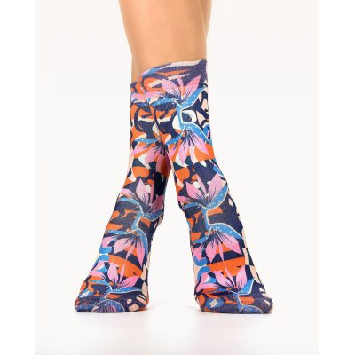 γυναικείες κάλτσες με μοντέρνα σχέδια από την Wigglesteps
